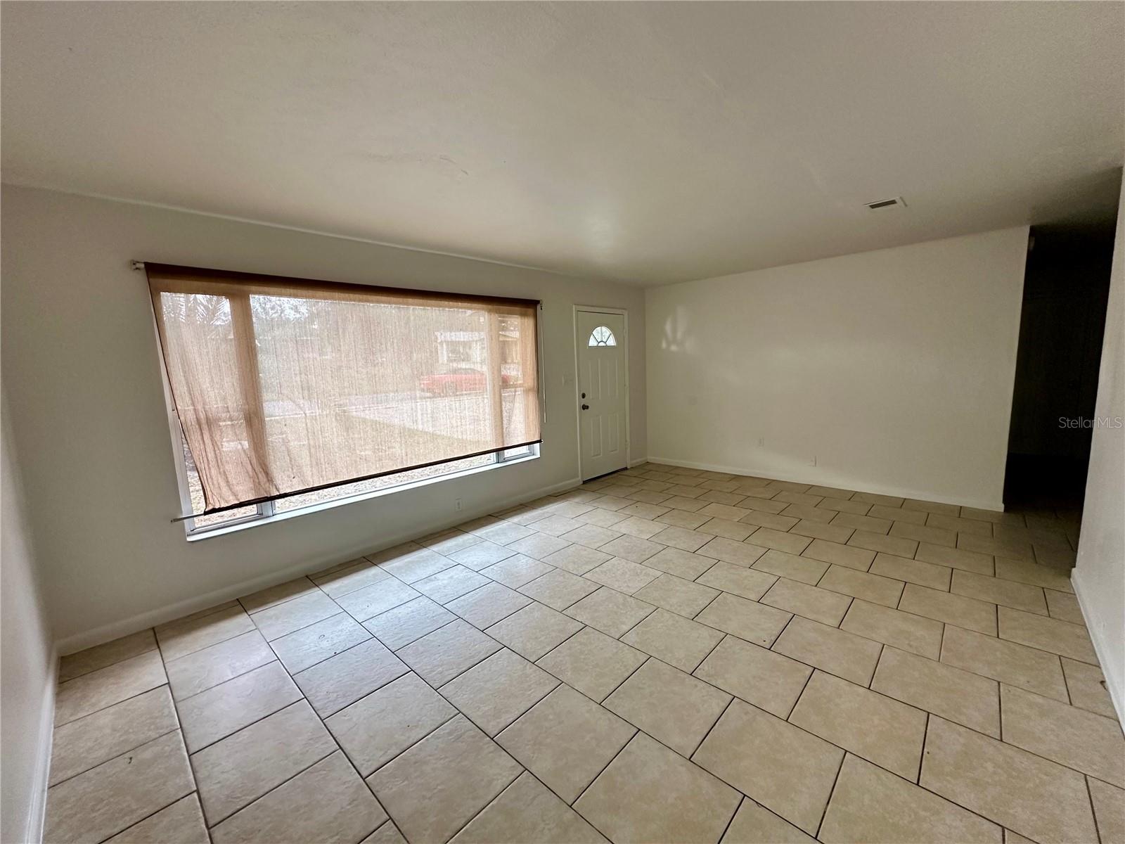 1317 Cambridge Drive, FL