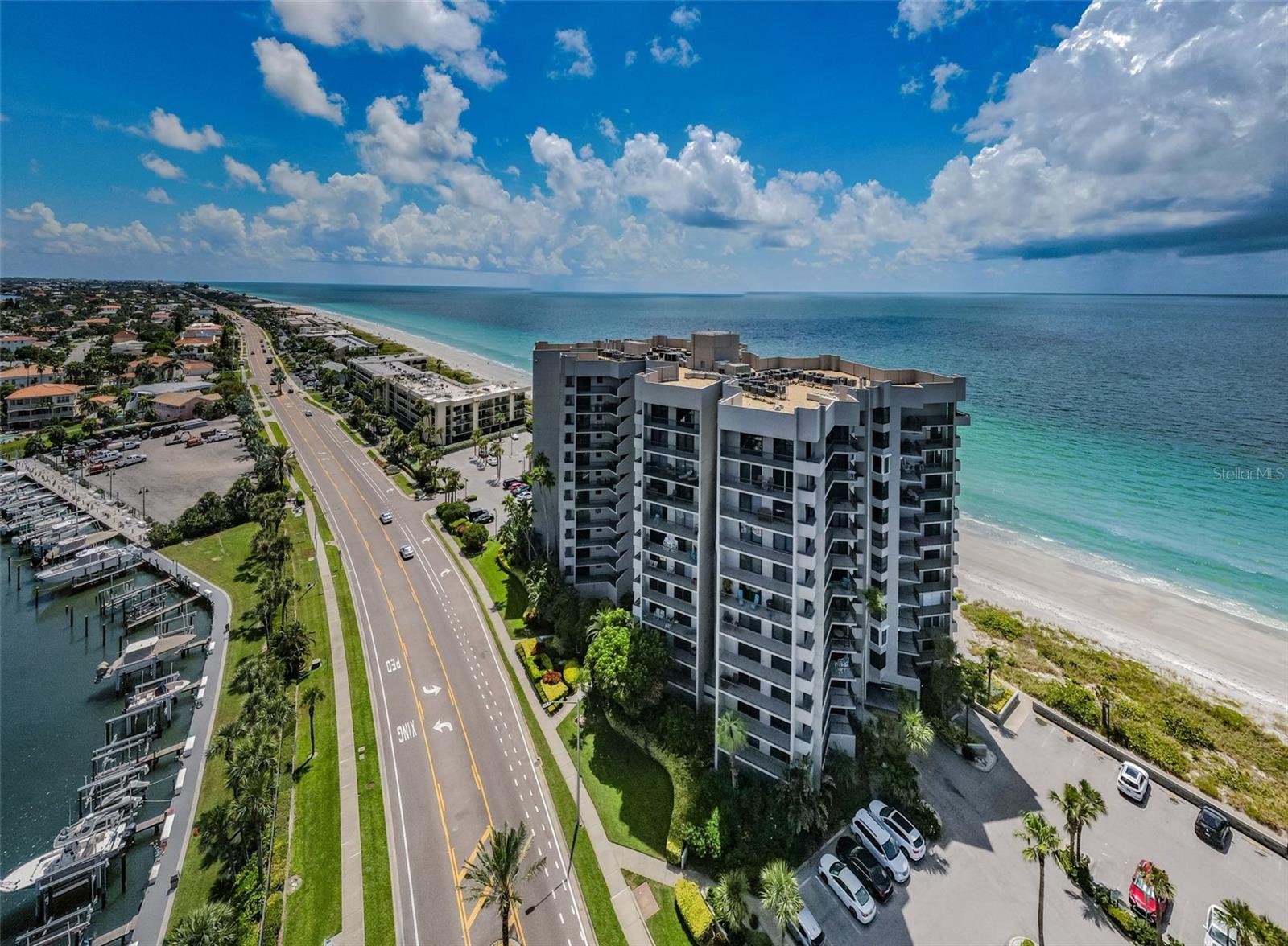 1660 Gulf Blvd #208, FL