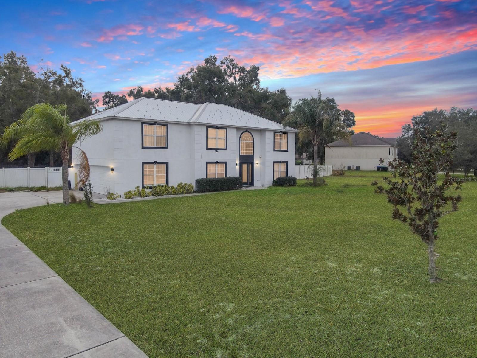 7561 Lake Andrea Cir, FL