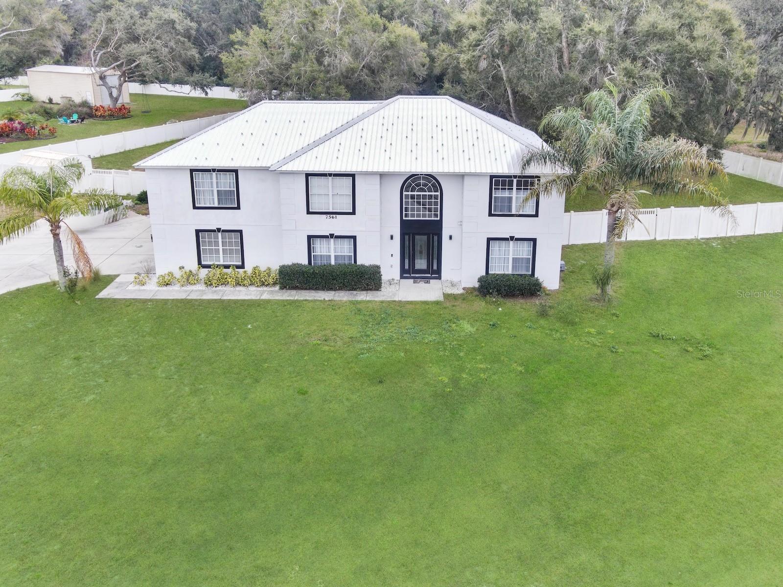 7561 Lake Andrea Circle, FL
