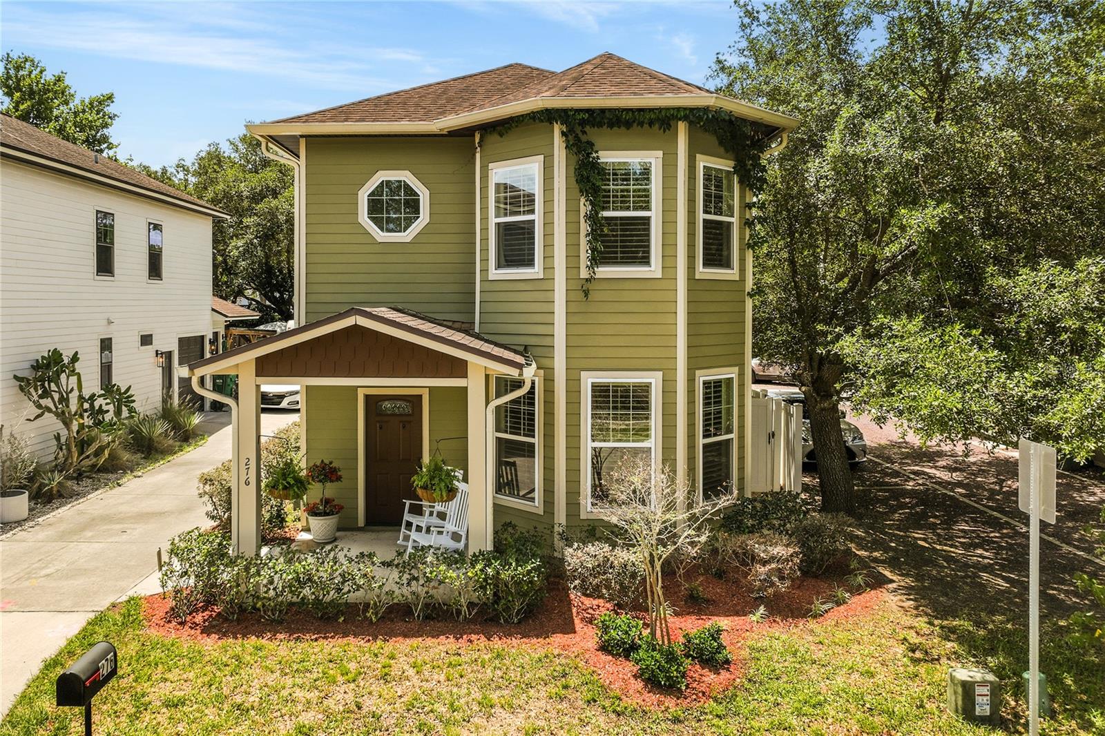 276 W Bay Ave, FL