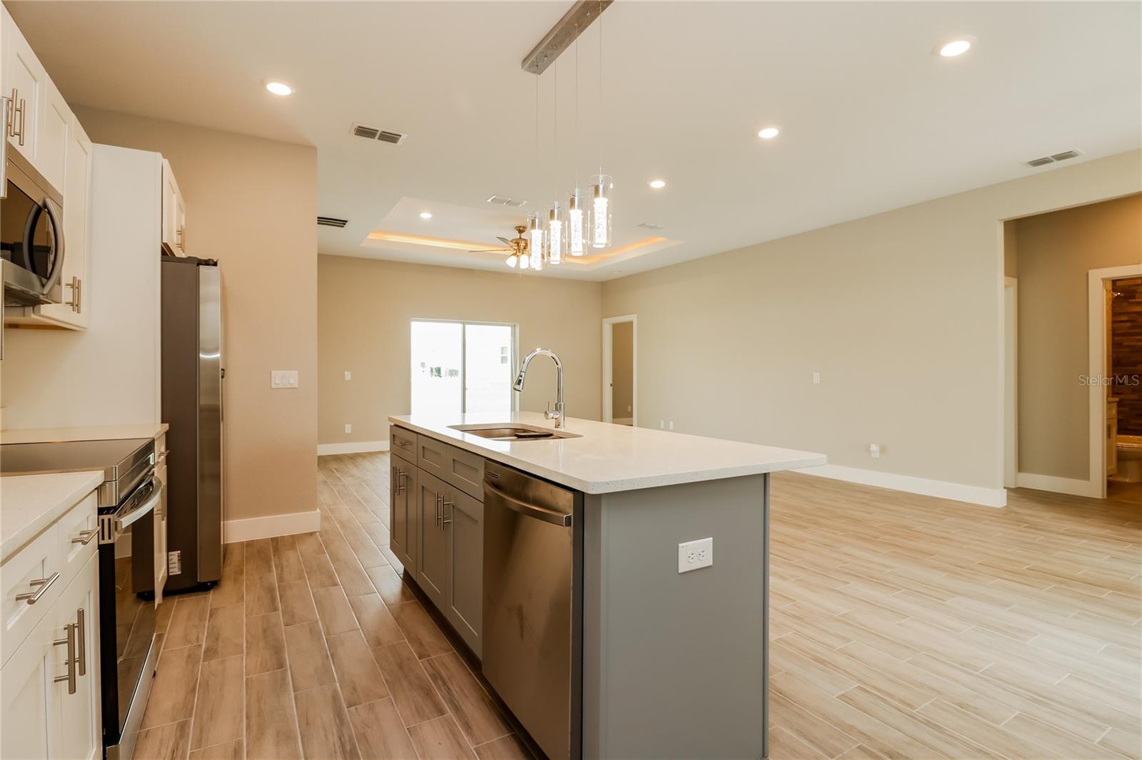 260 Gladiola Court, FL