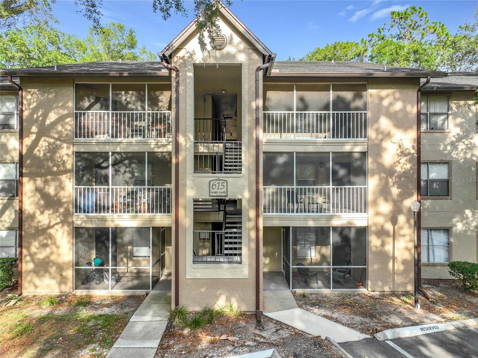 615 Dory Lane, FL