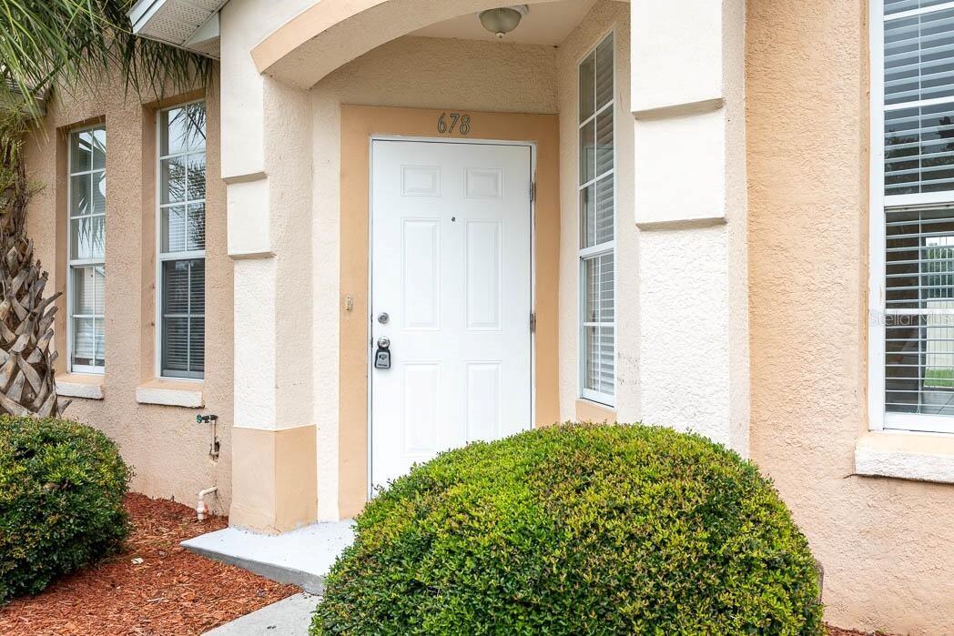 678 Captiva Circle, FL