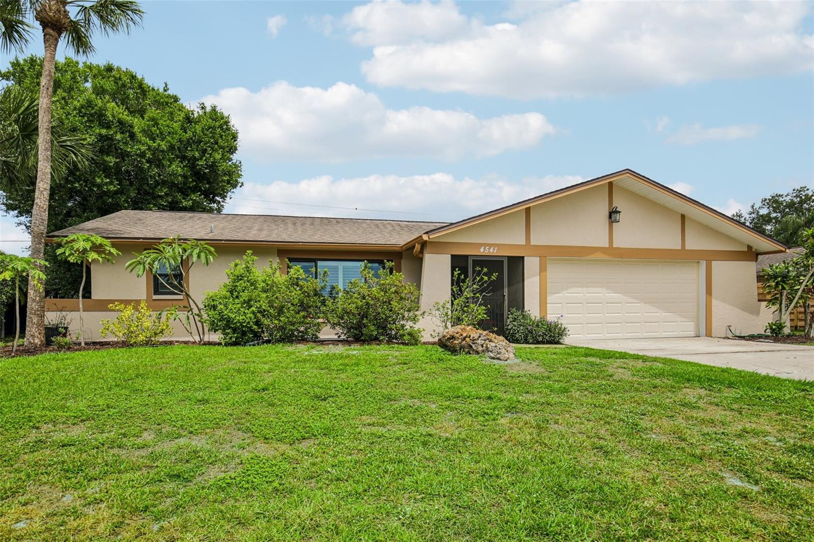 4541 Charing Cross Road, FL