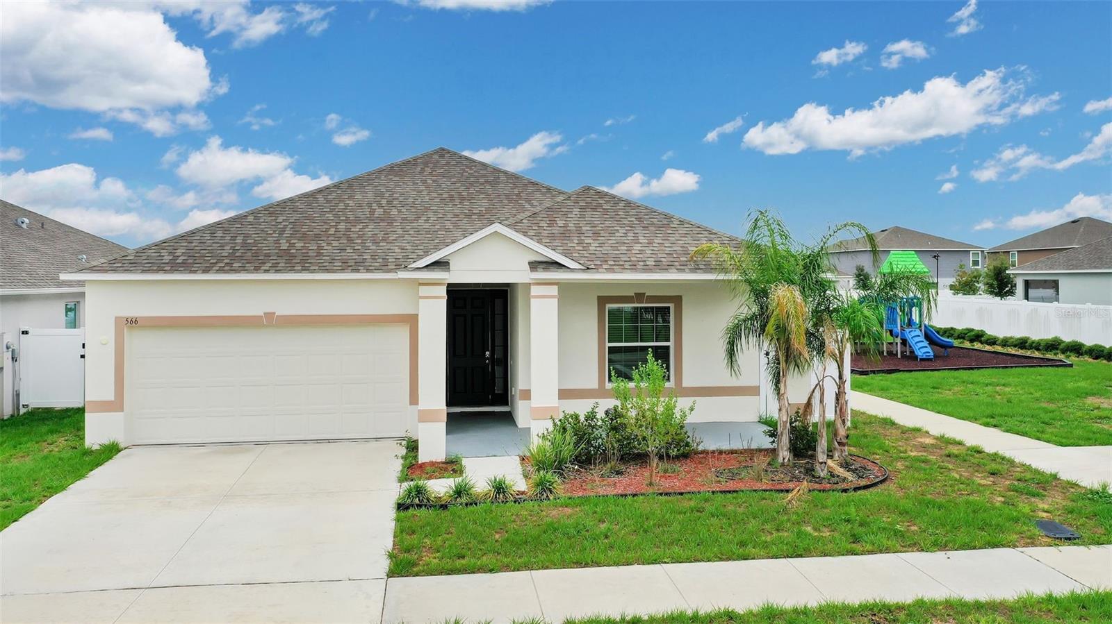 566 Pawnee Court, FL