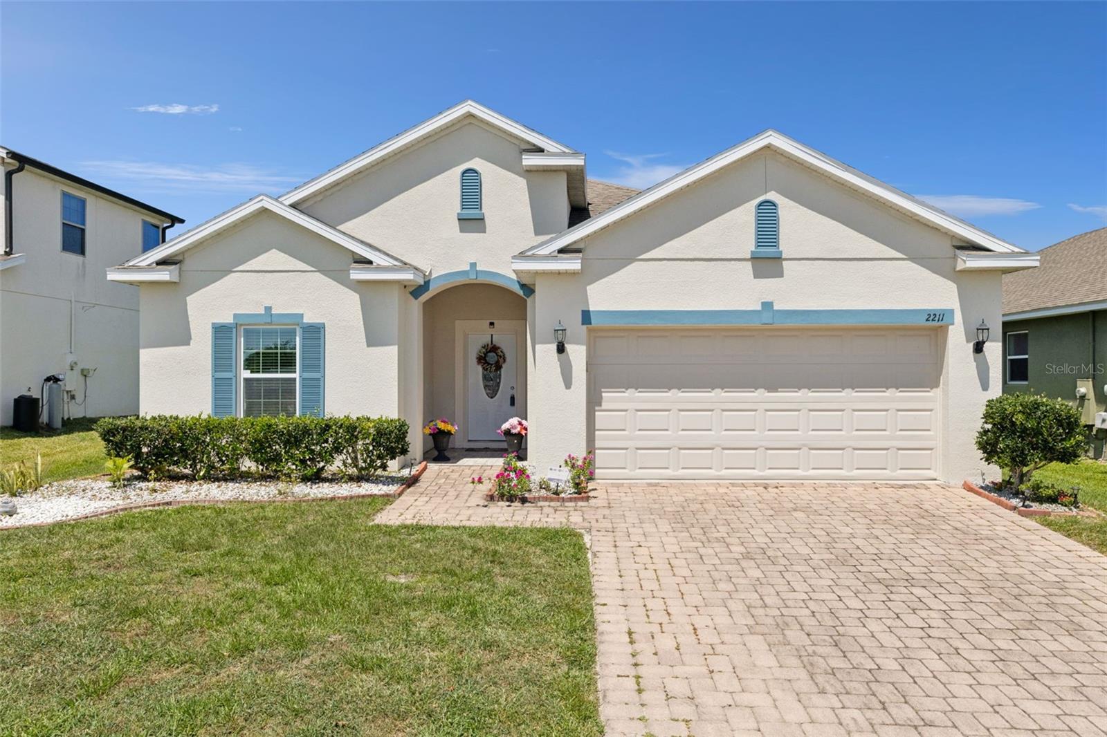 2211 Riverglen Ct, FL