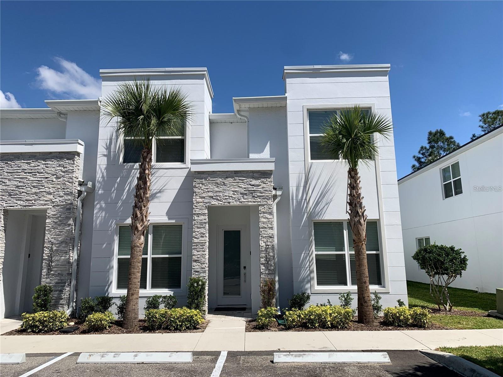 17307 Hidden Forest Dr, FL