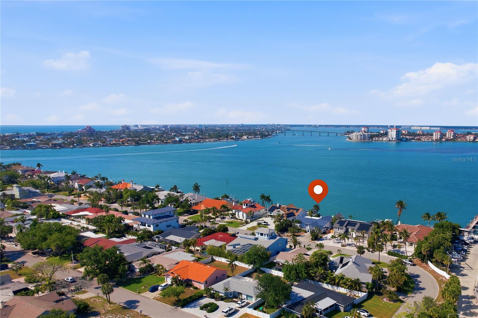 155 1st St W, FL