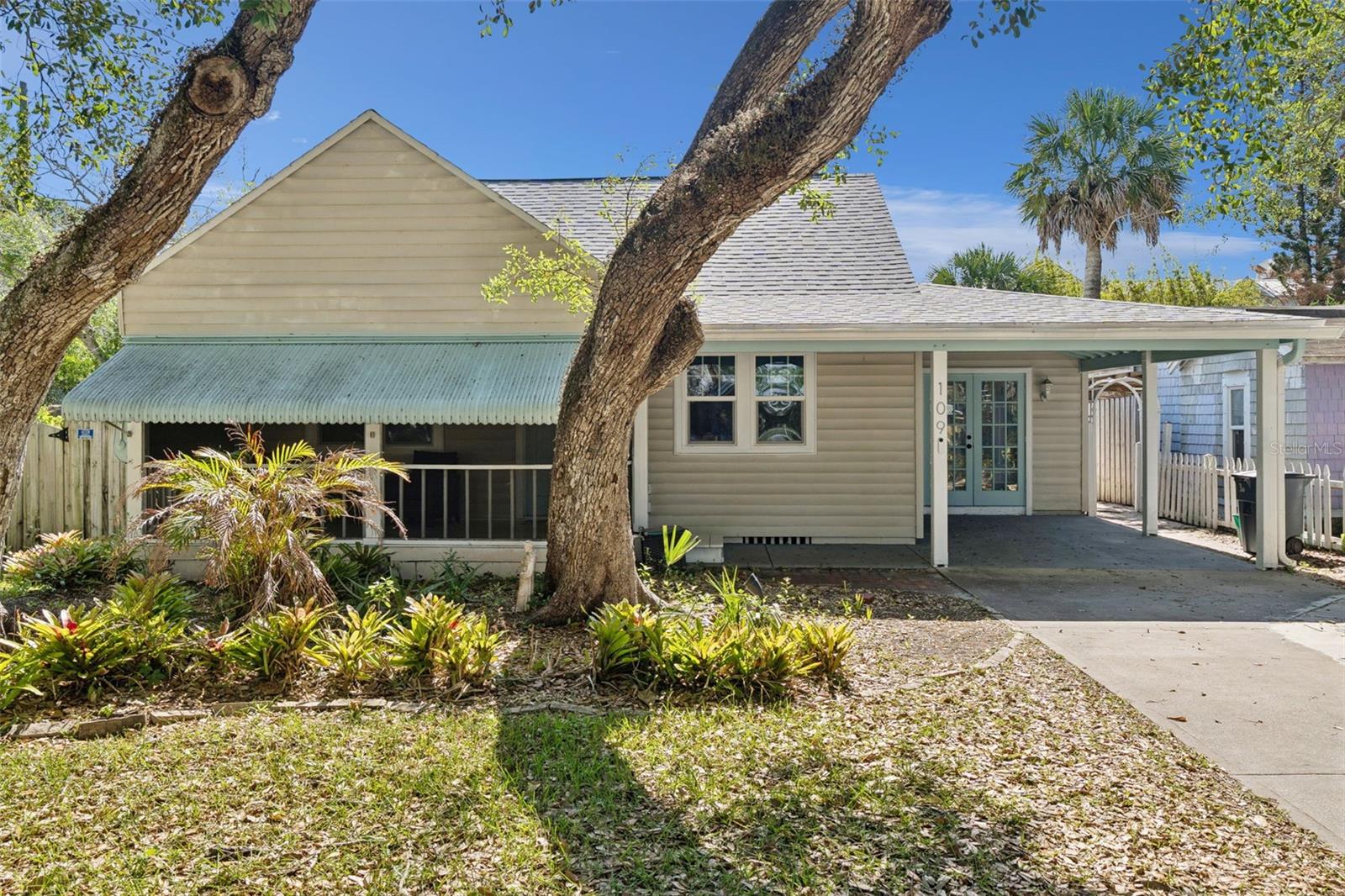 109 N Peninsula Ave, FL