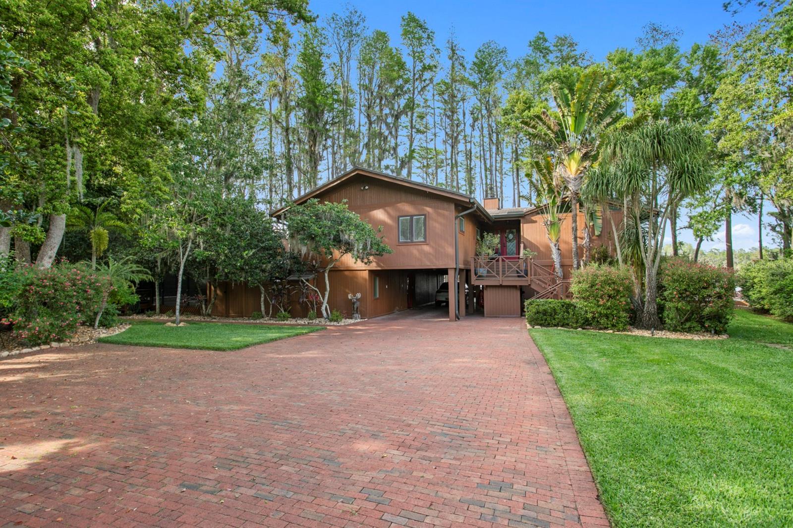 8817 Roberts Road, FL