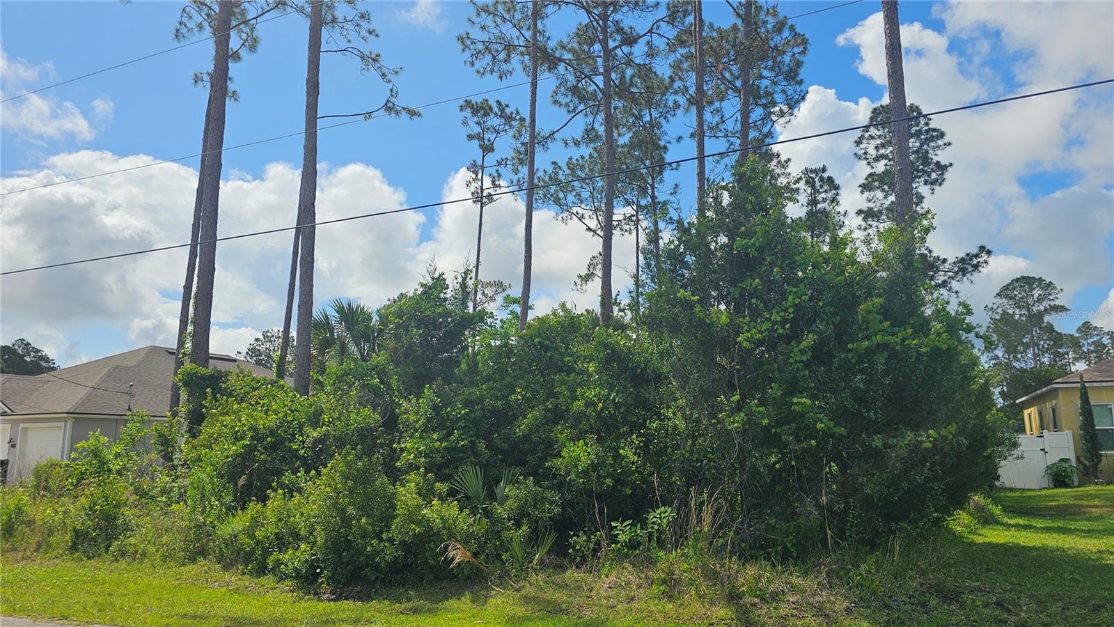 13 Robin Hood Ln, FL