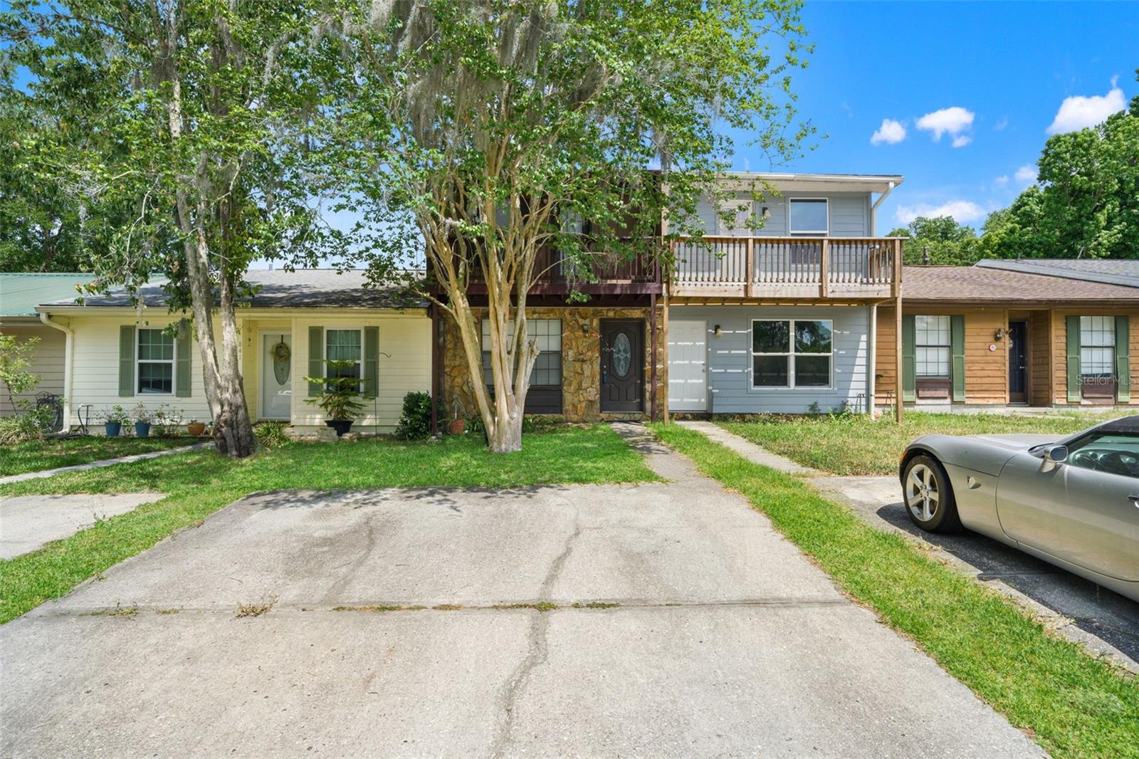 843 Village Drive, FL