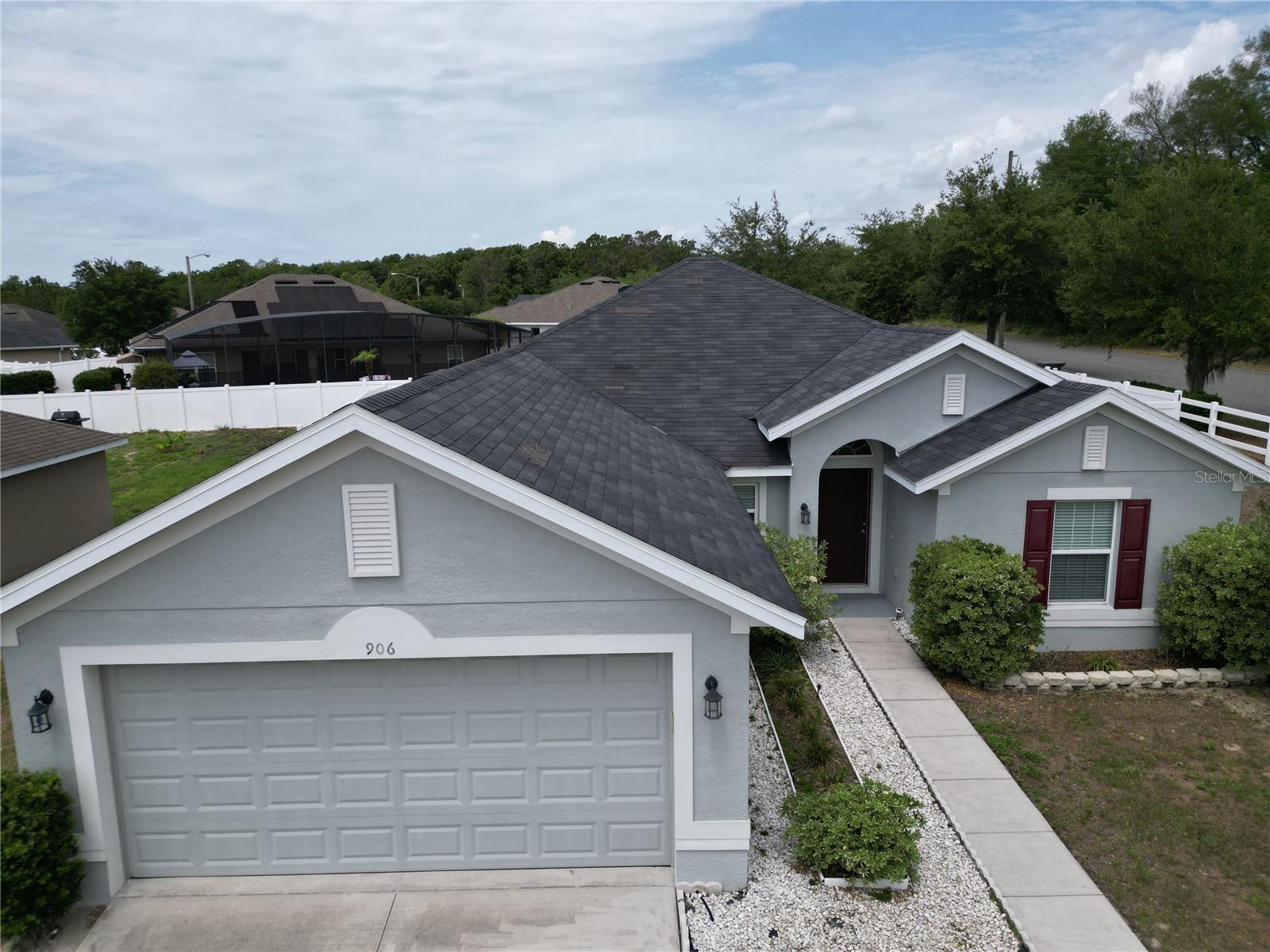 906 Chestnut Drive, FL
