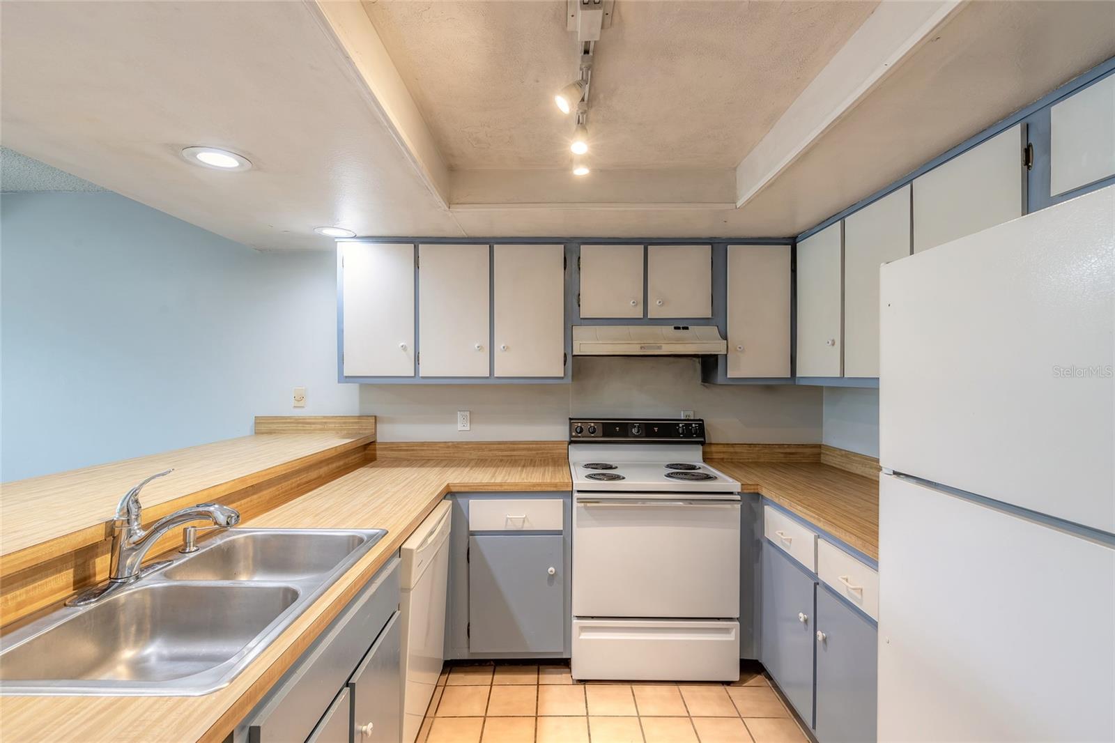 135 Club House Boulevard, FL