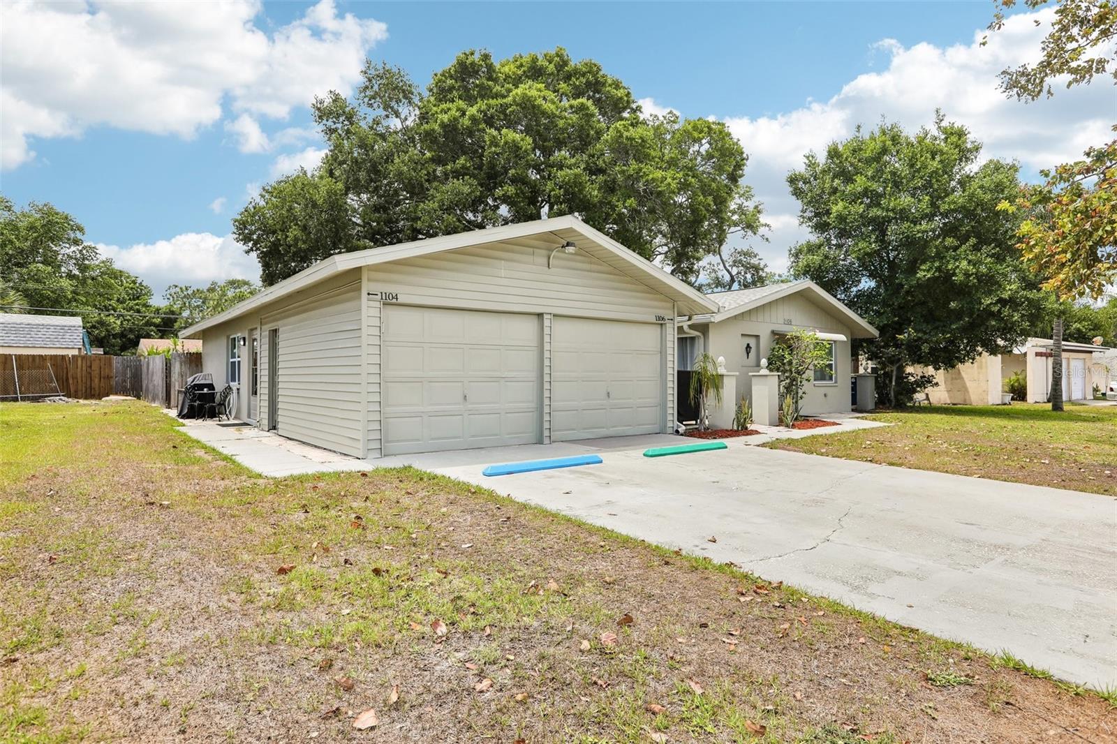 1104/1106 Amble Lane, FL