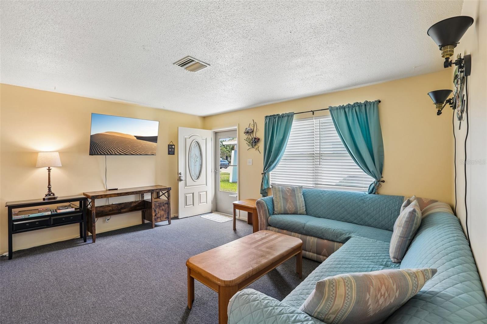 1104/1106 Amble Lane, FL