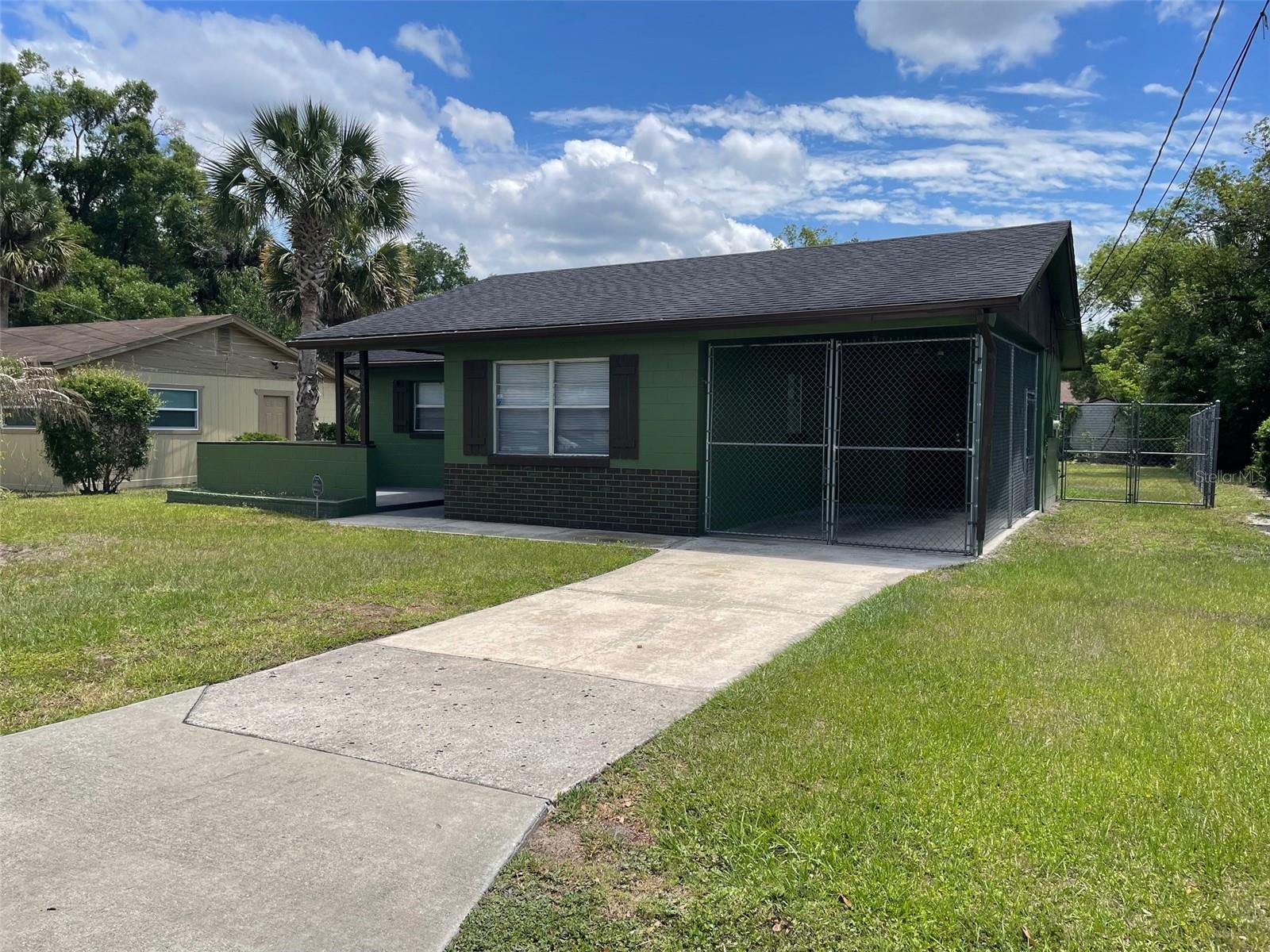 1935 W 14th St, FL
