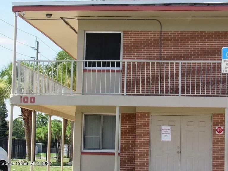 800 Fiske Boulevard, FL