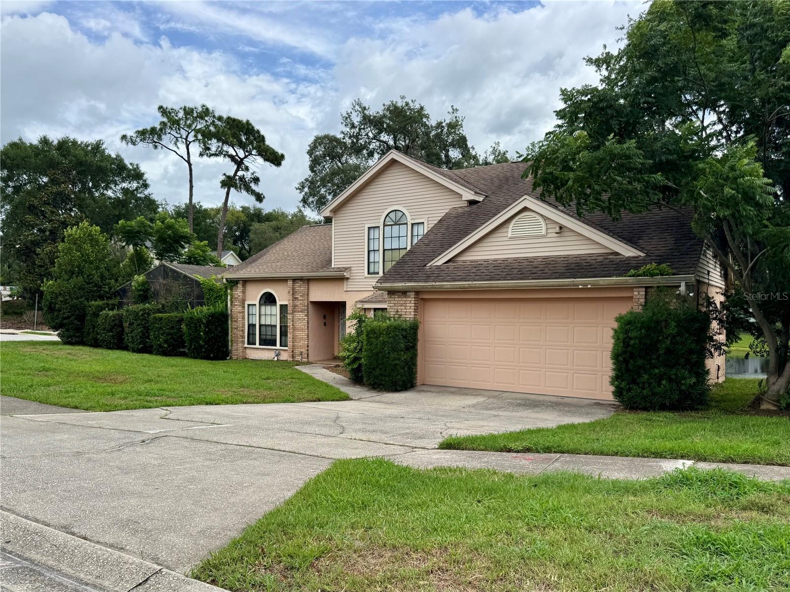 1043 Bucksaw Place, FL