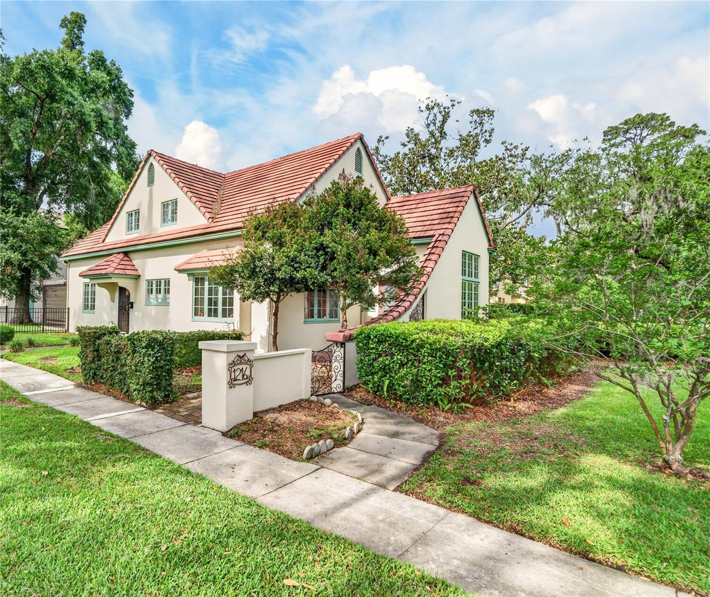 1216 Golden Lane, FL