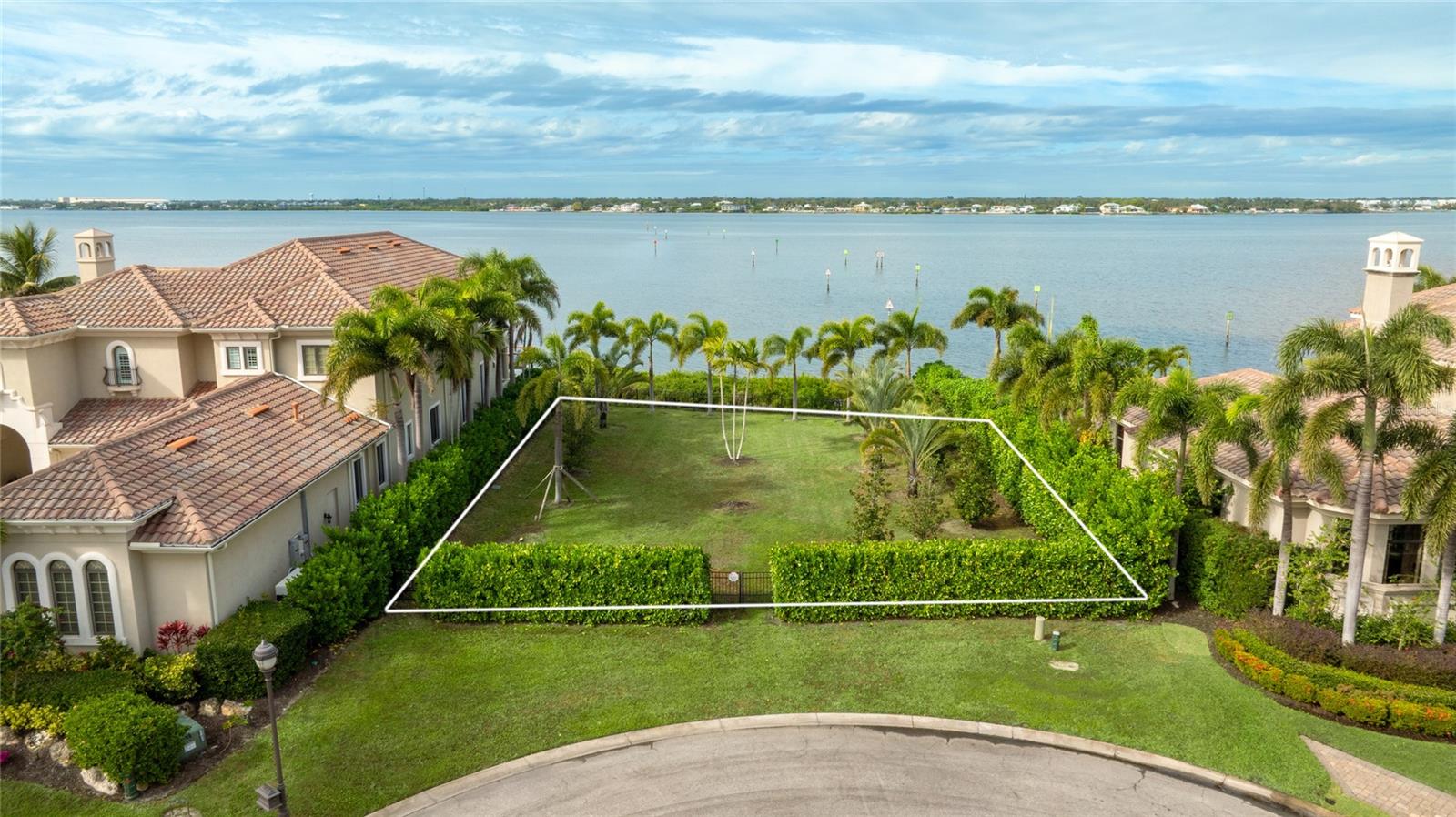 4223 Hawk Island Drive, FL