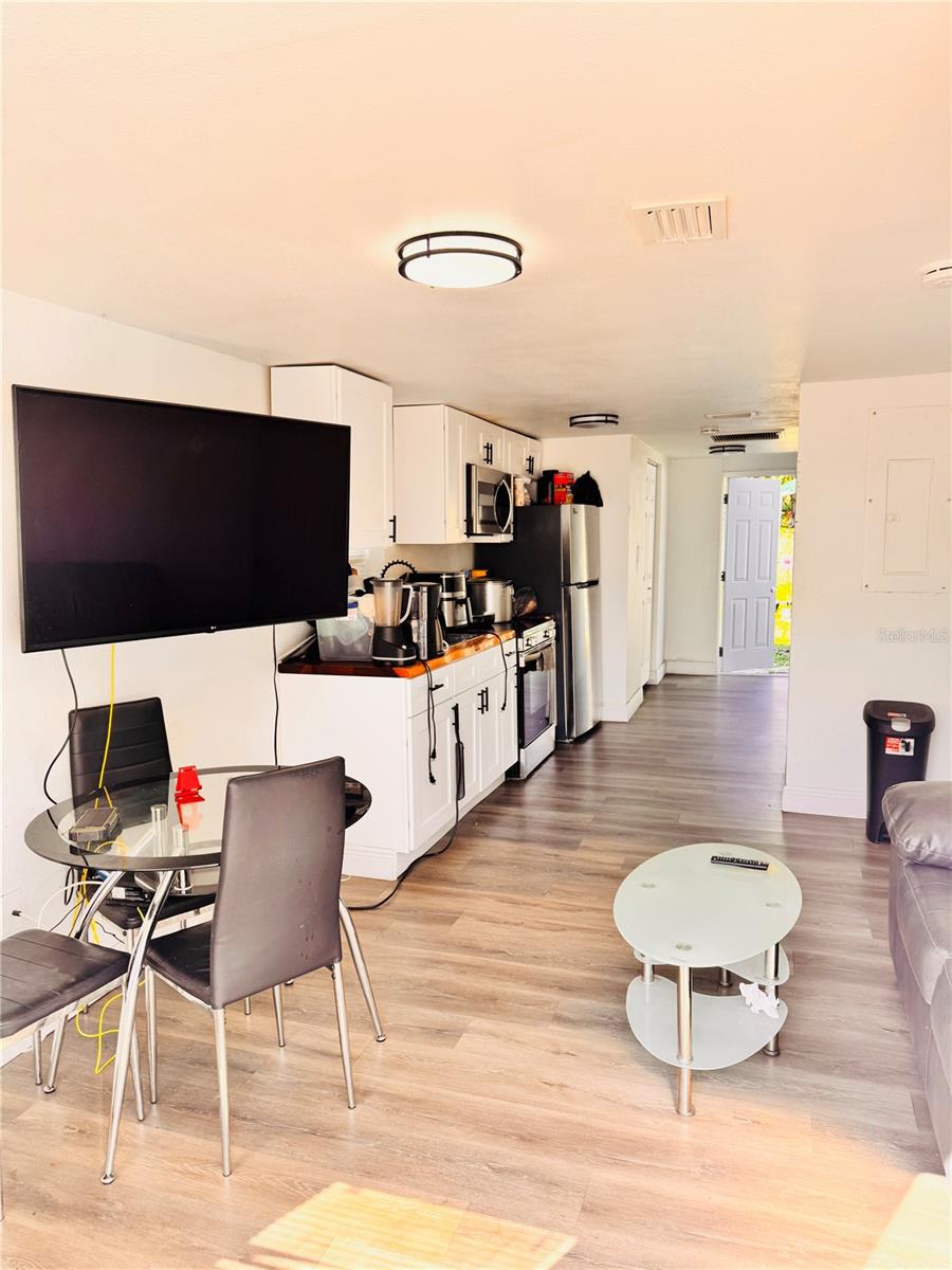 8710 Tangerine Place, FL