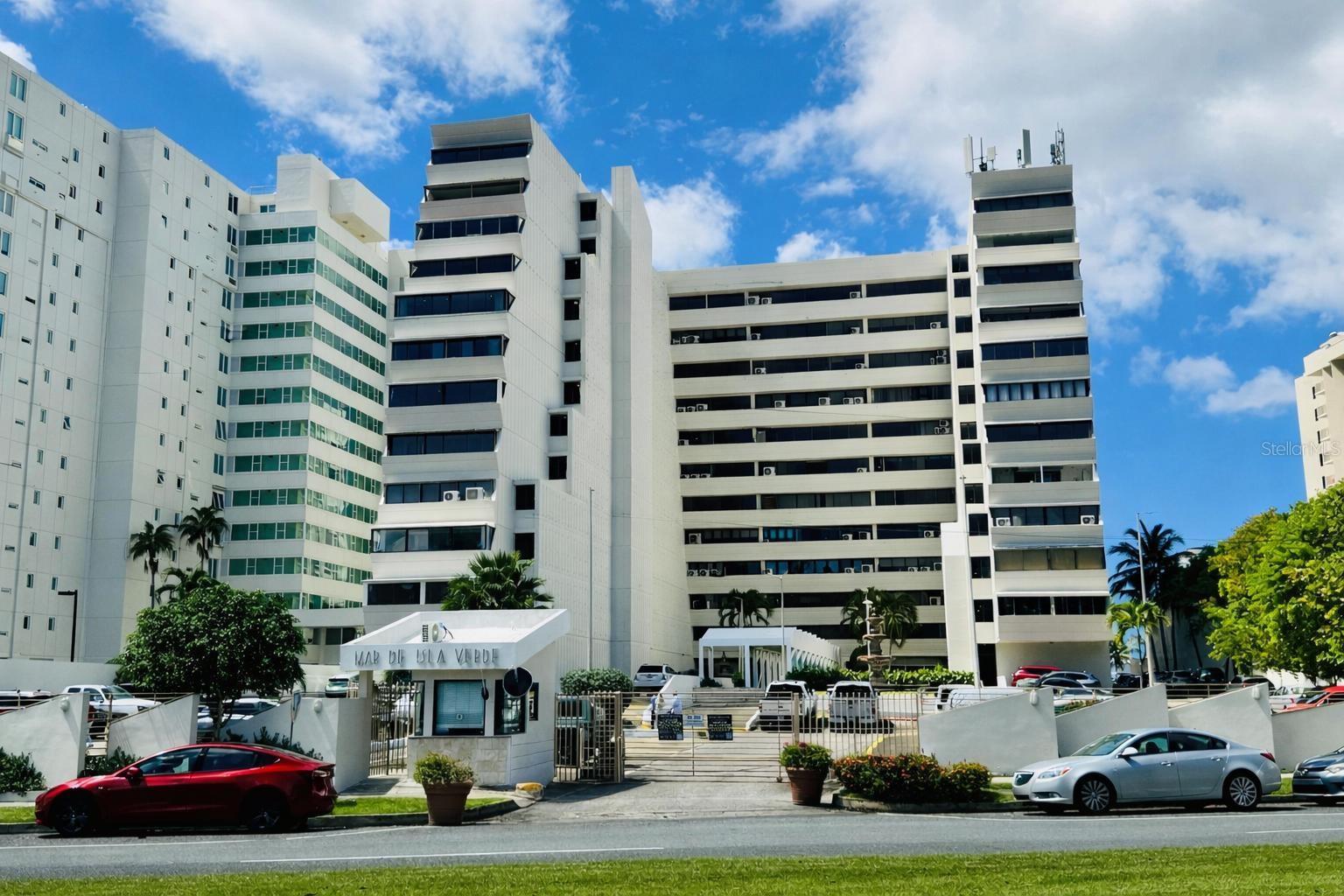 Pr 187 Cond. Mar De Isla Verde, PR