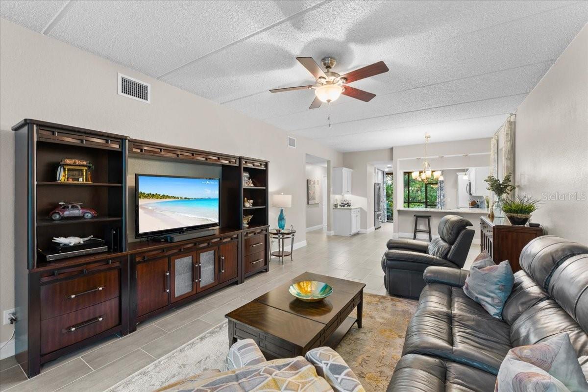 10 Shamrock Way, FL