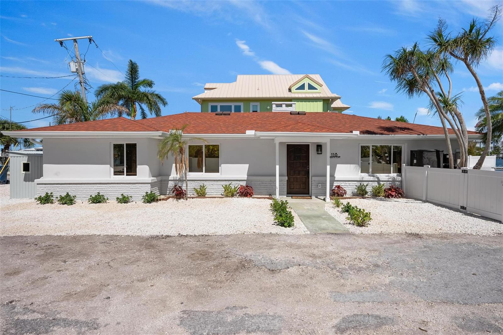 118 9th St N, FL