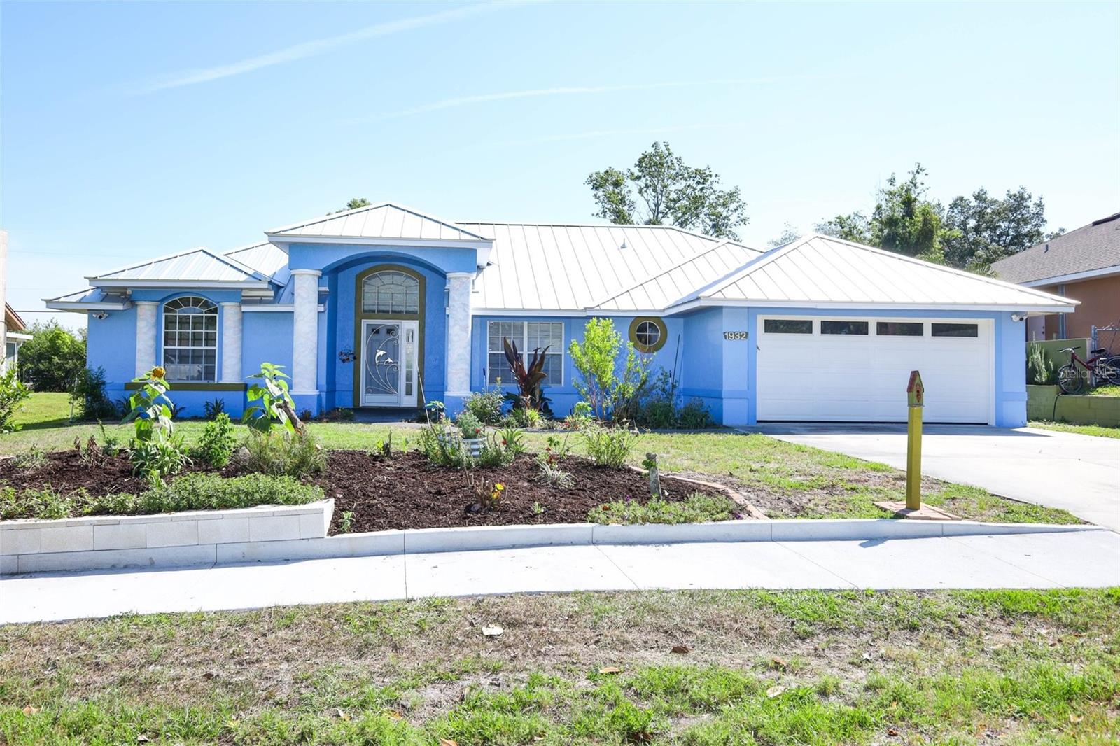 1932 Monterey Dr, FL