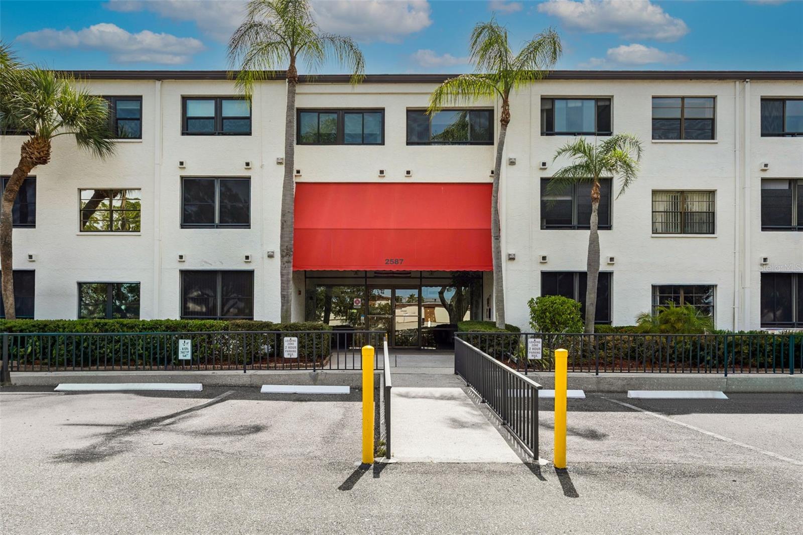2587 Countryside Boulevard, FL