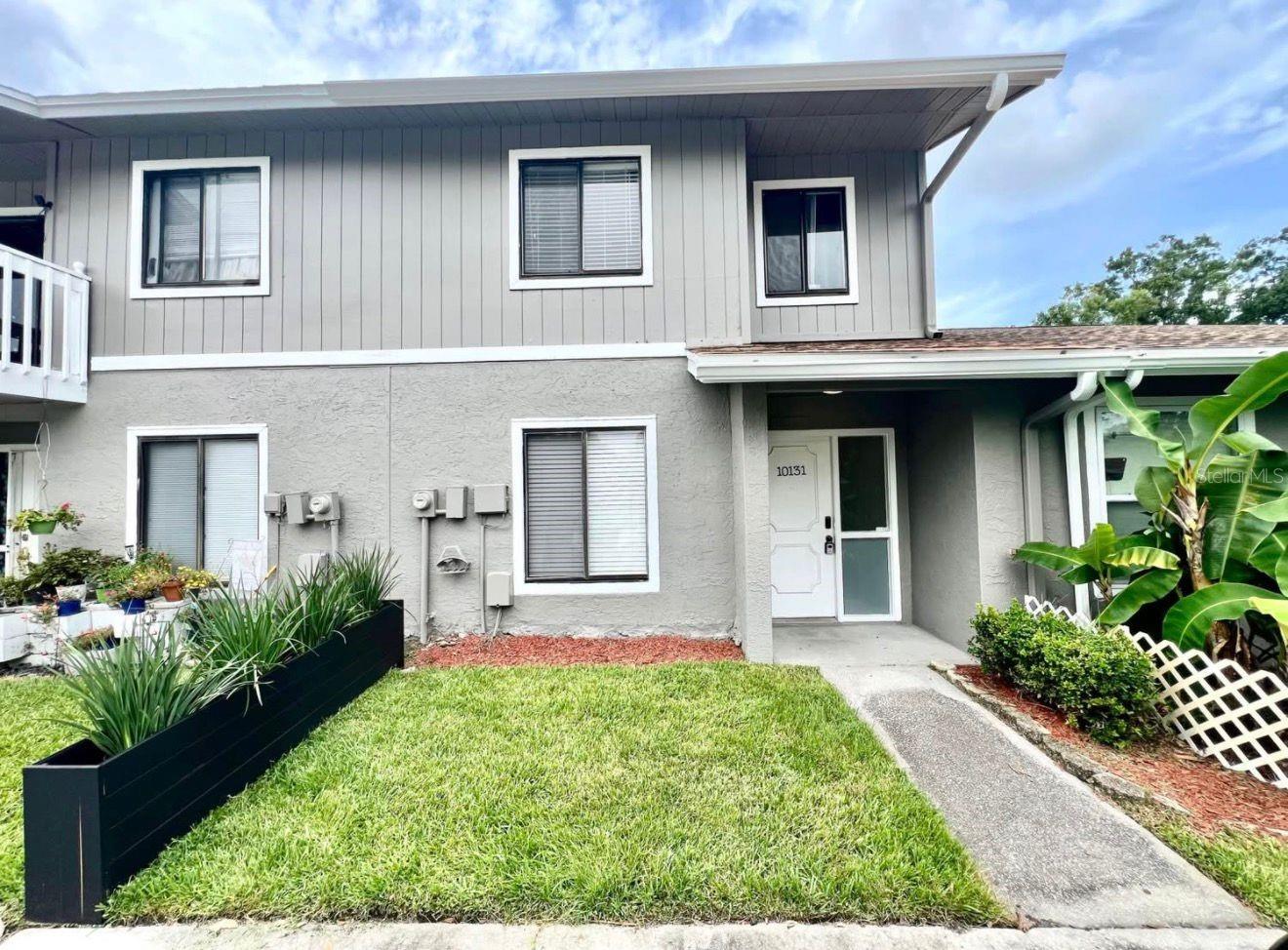 10131 Lake Oak Circle, FL