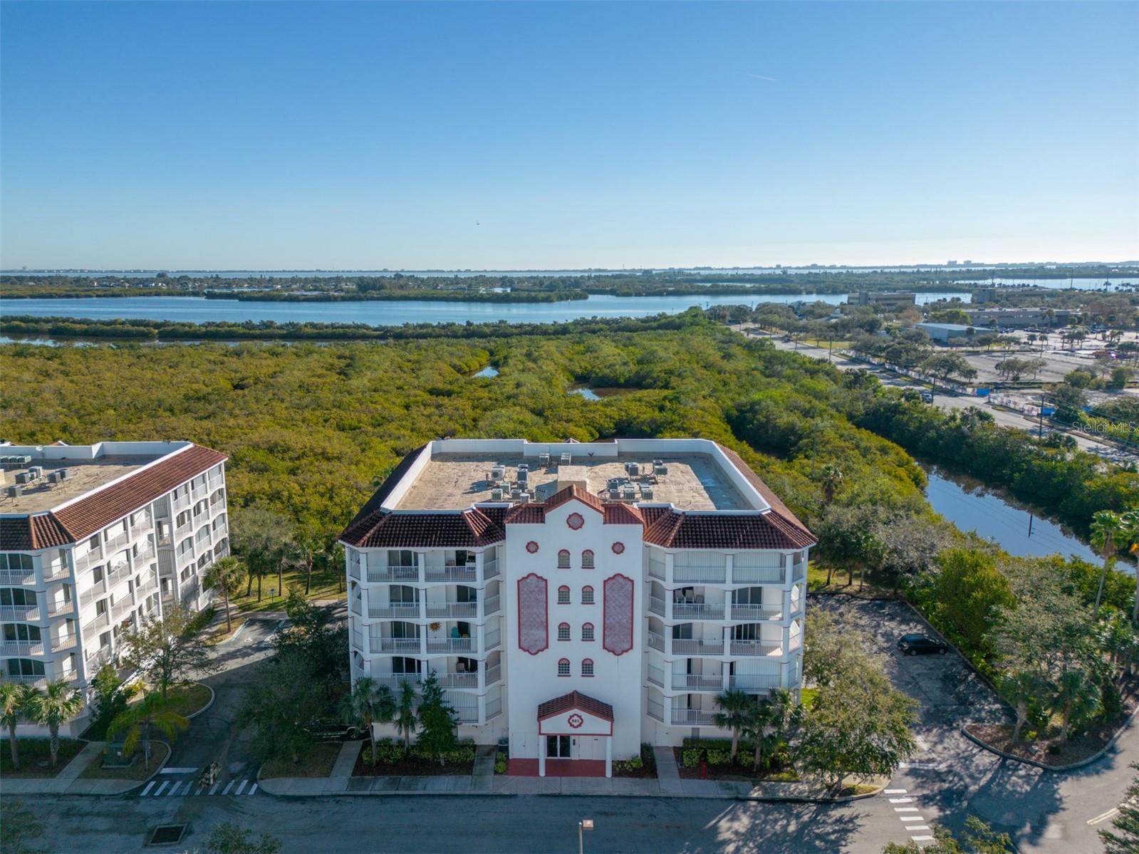 801 Del Rio Way, FL