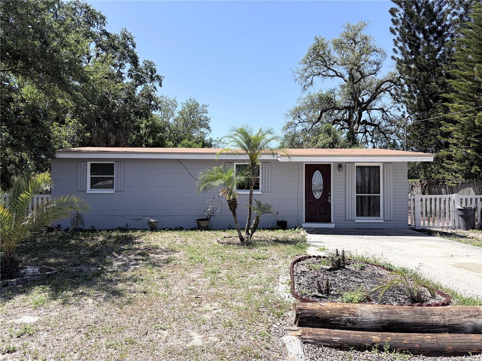 7207 Cayuga Street, FL