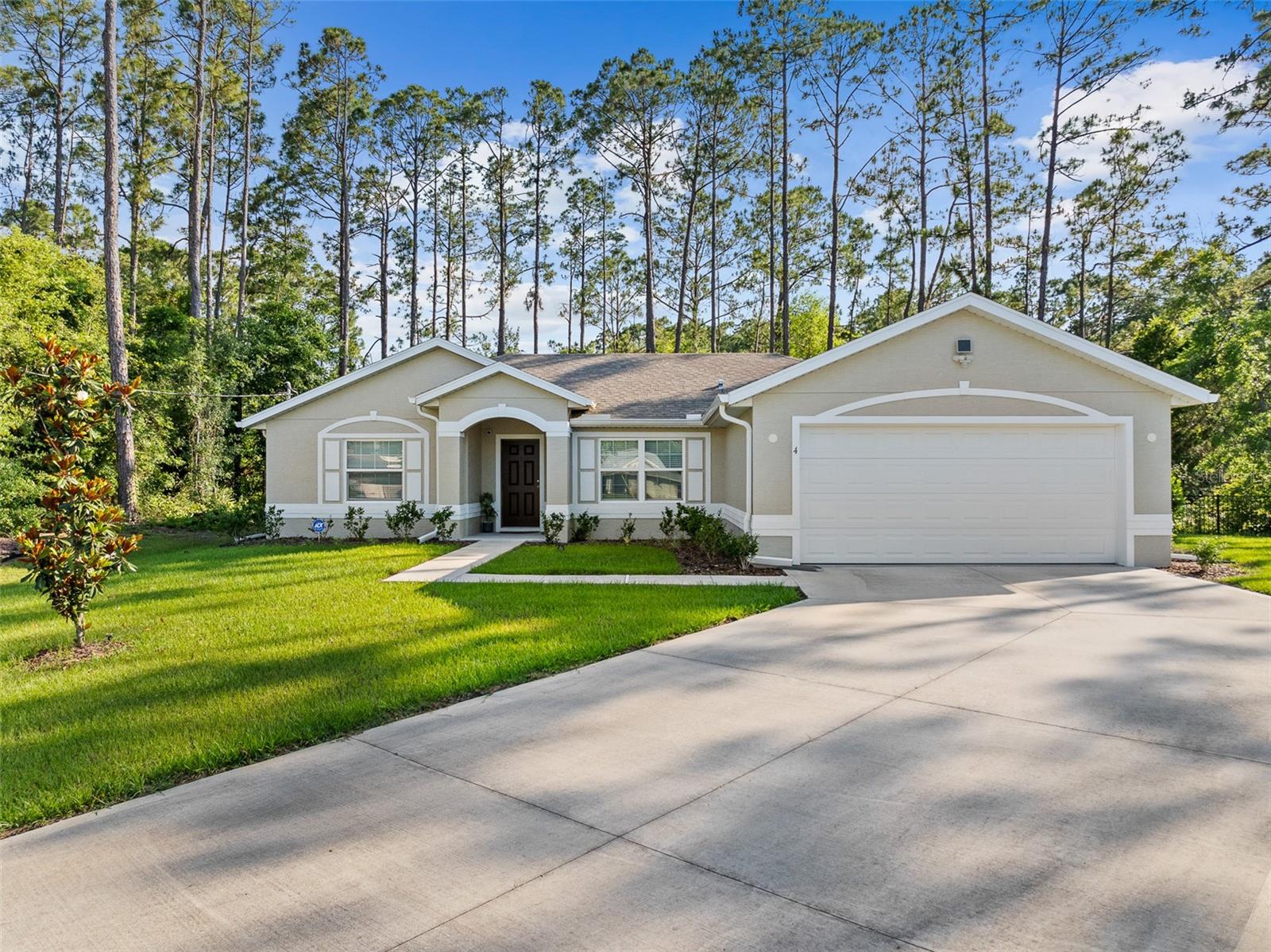4 Westbury Pl, FL