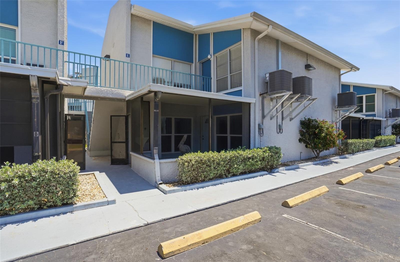 155 Medallion Blvd #E, FL