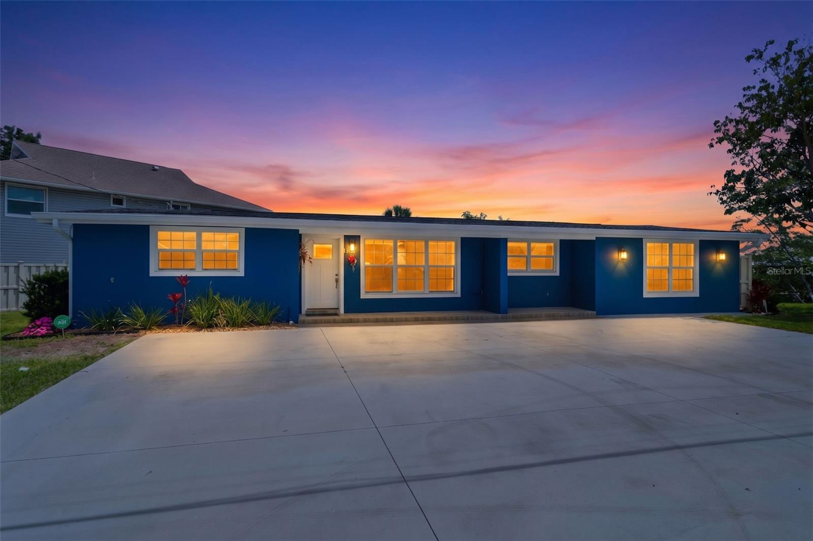 3325 W Shell Point Rd, FL
