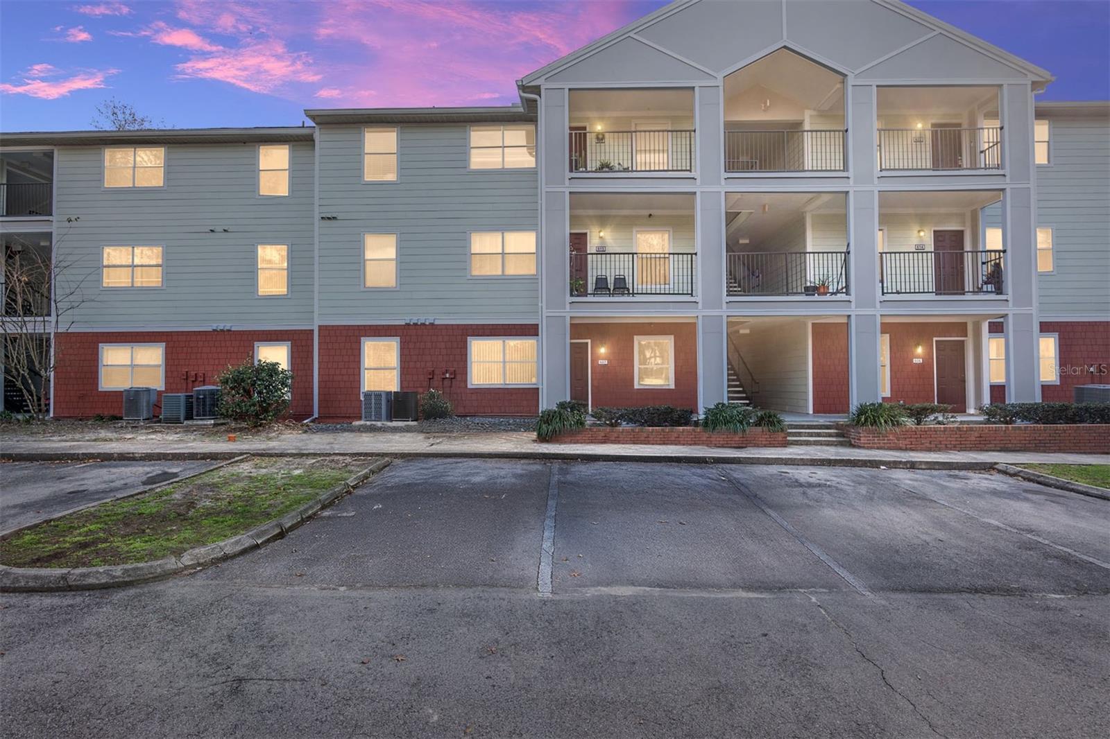 2360 Sw Archer Rd #607, FL