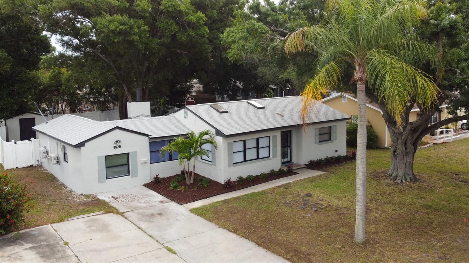 15 Saturn Avenue, FL