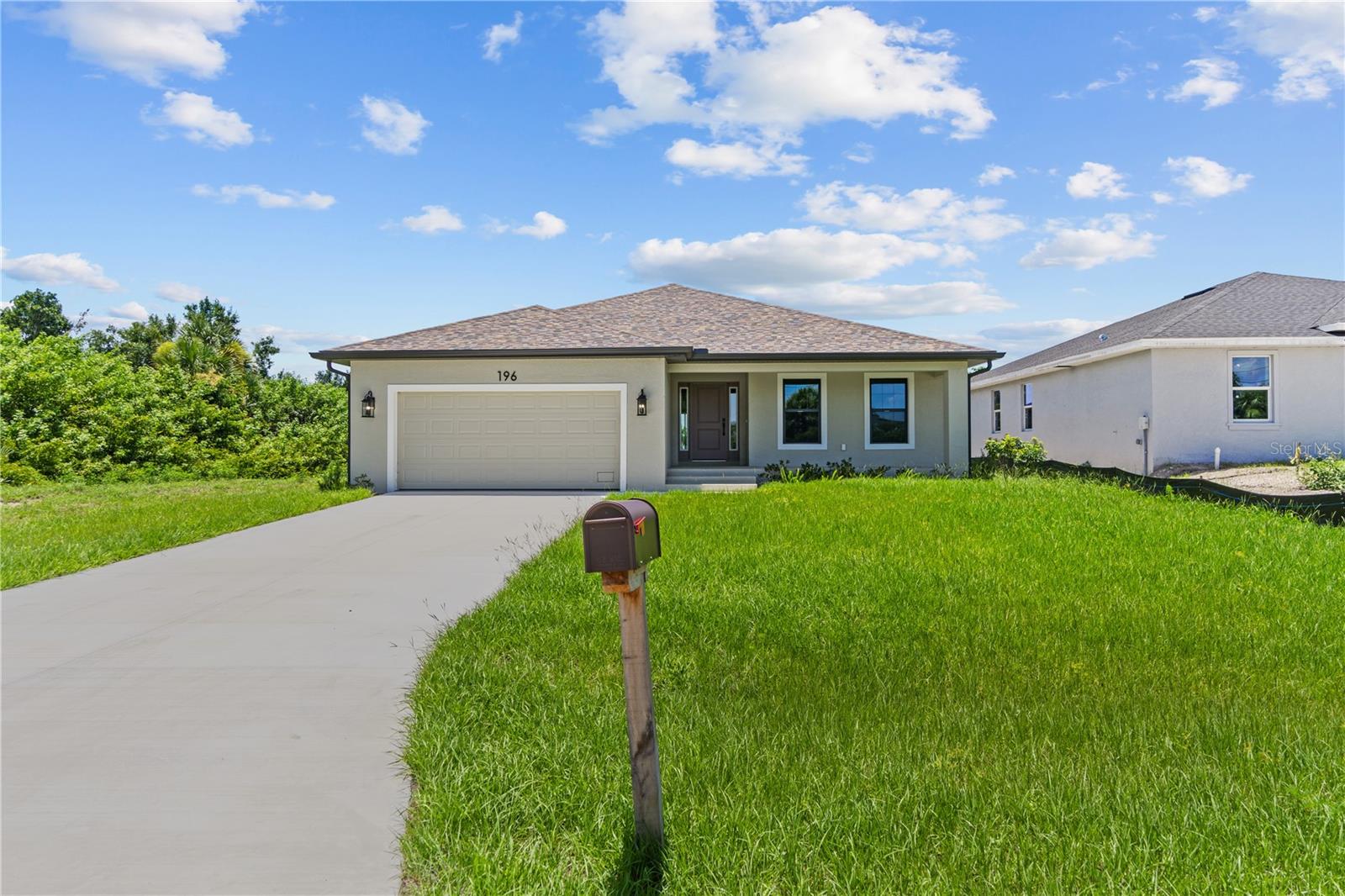 196 Arch Drive, FL