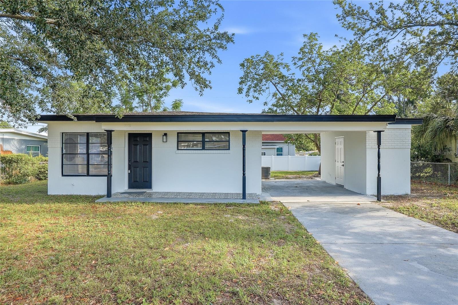 3005 W Saint Conrad St, FL