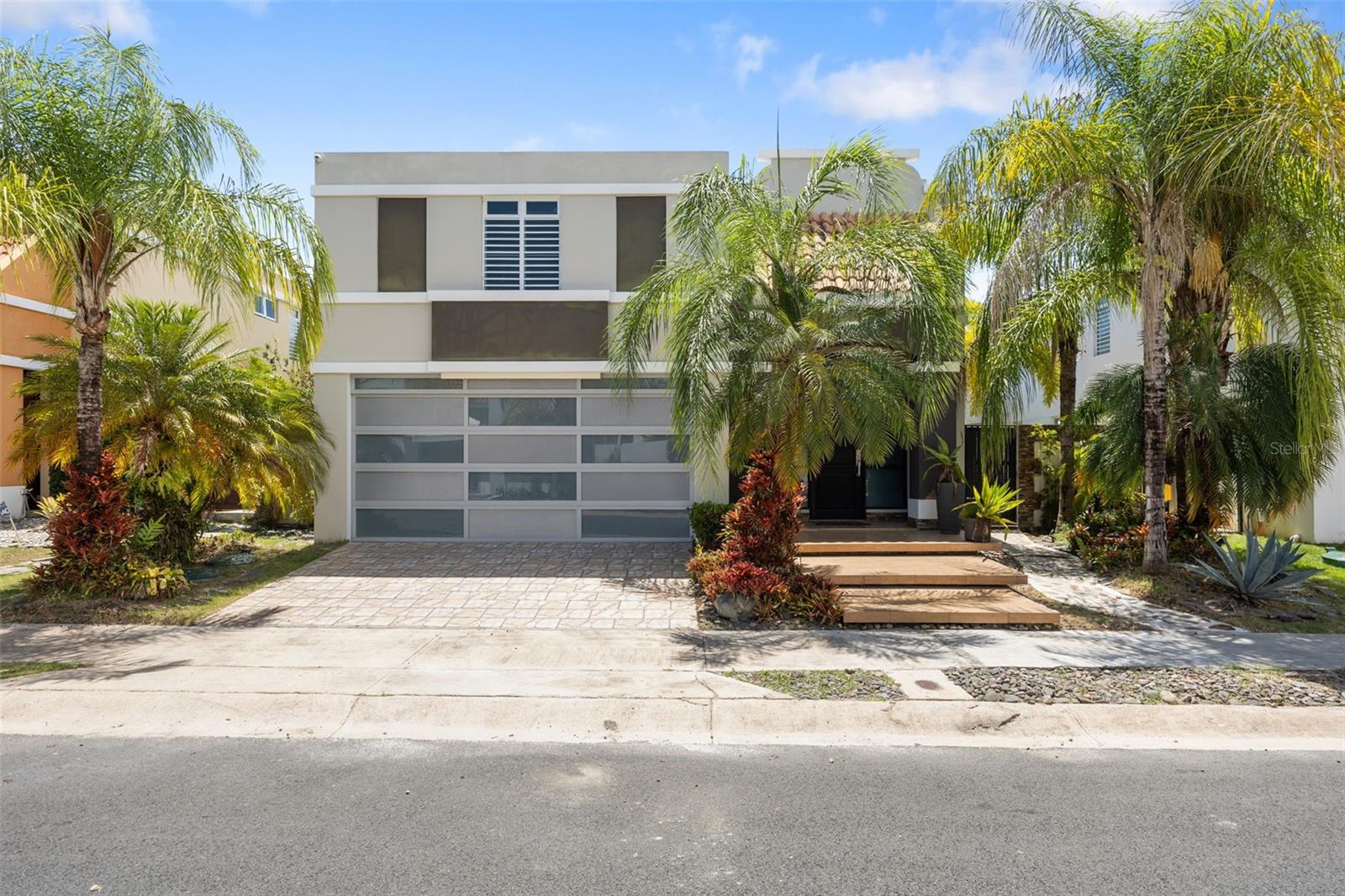 677 Paseo Los Corales I, Mar Indico St, PR