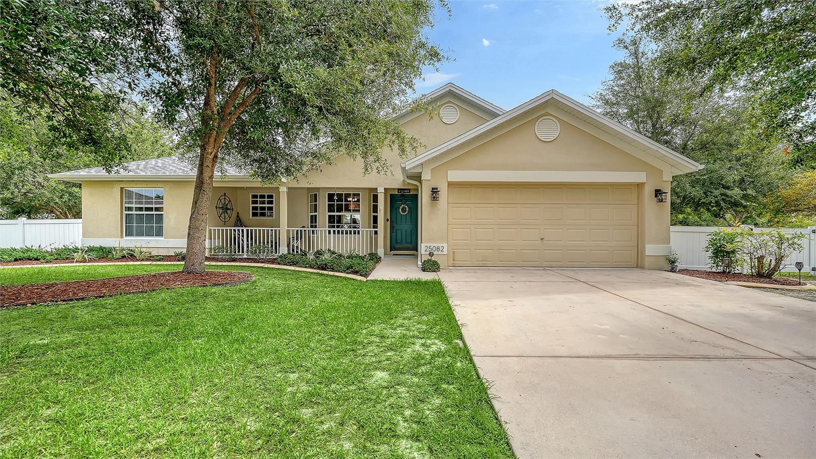 25082 Wateau Court, FL