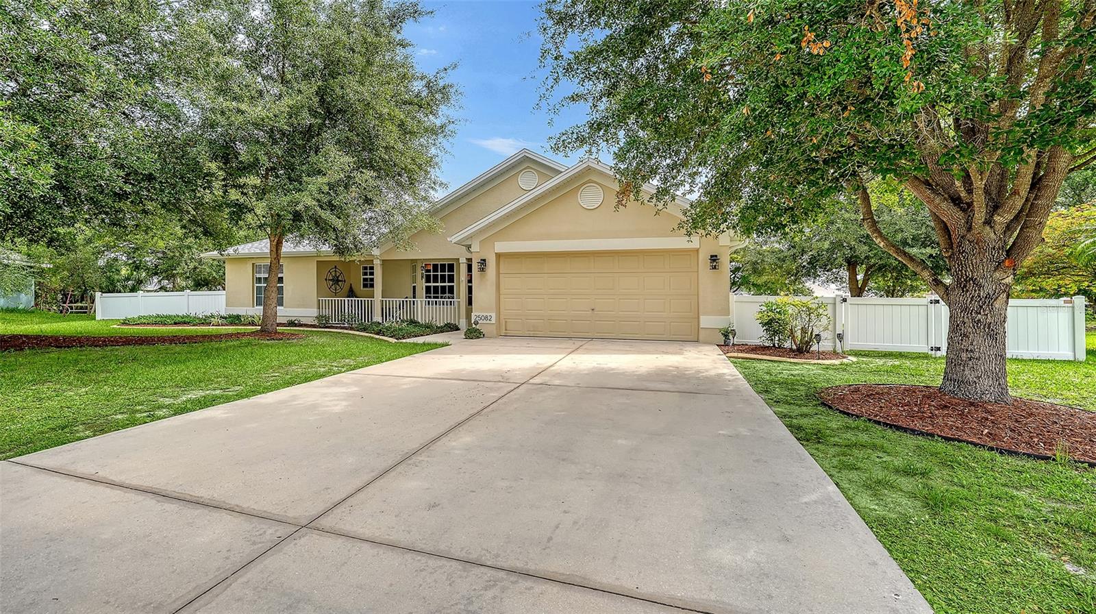 25082 Wateau Court, FL