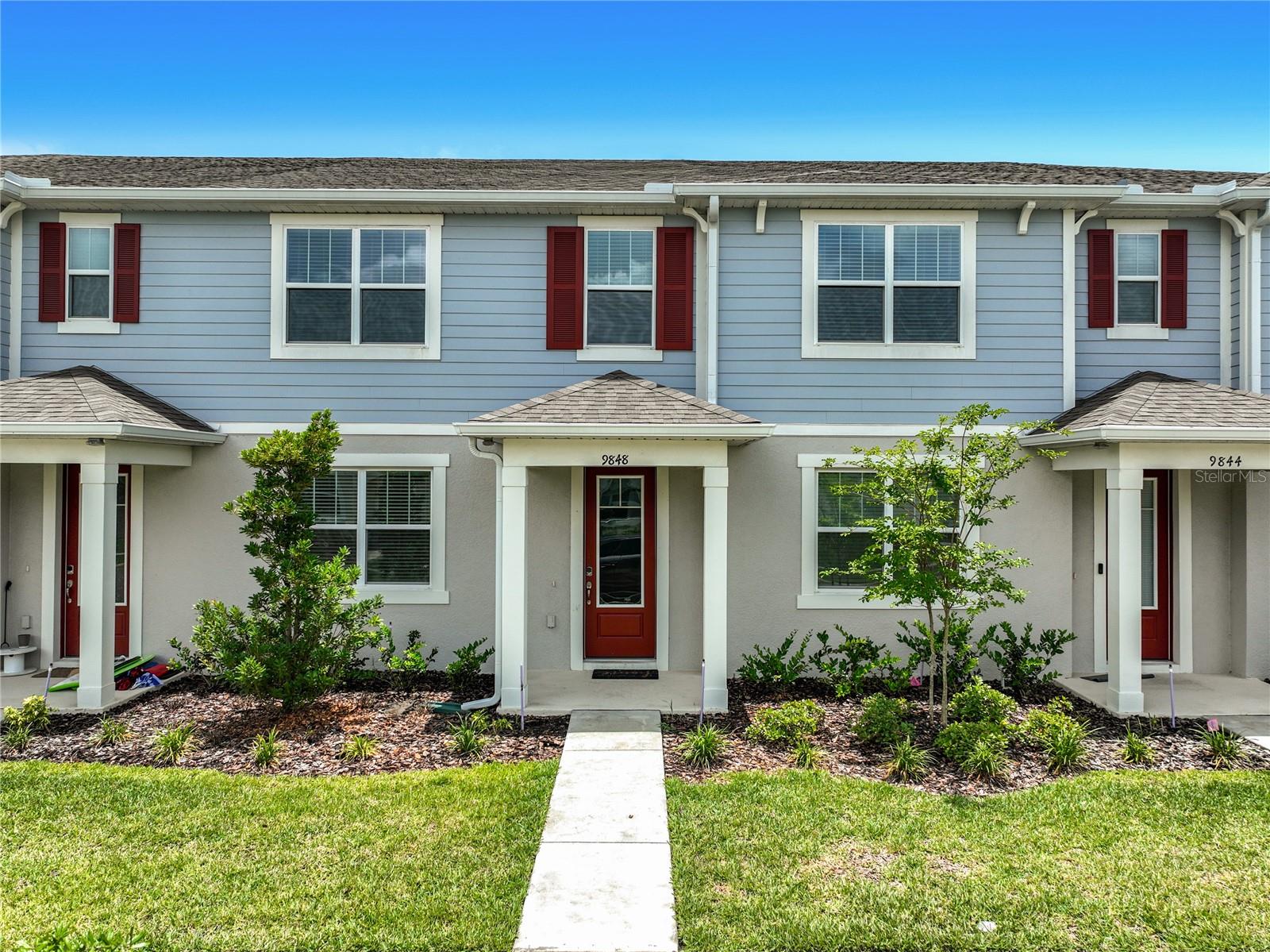 9848 Walkway Drive, FL