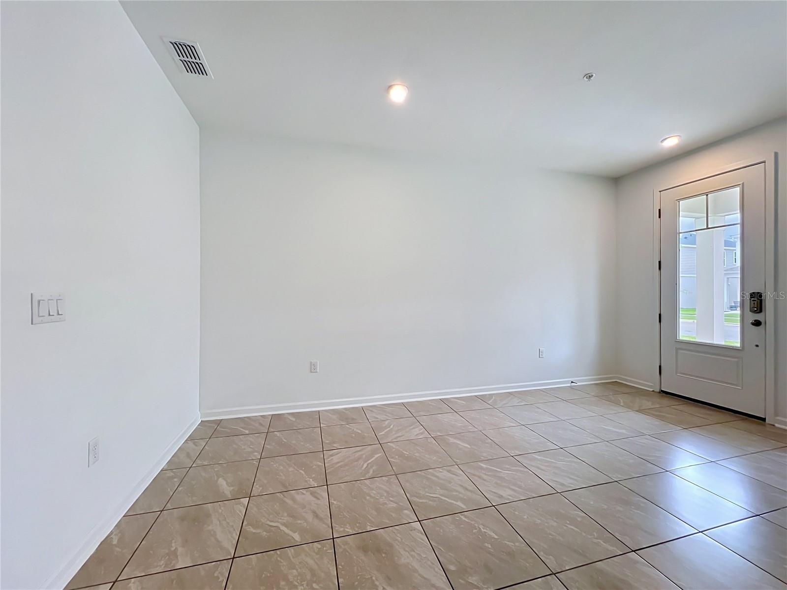 9848 Walkway Drive, FL