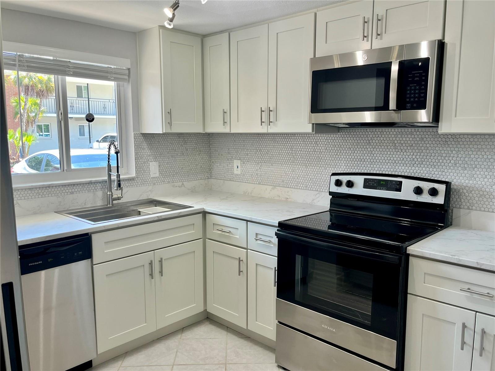 4550 Overlook Drive, FL
