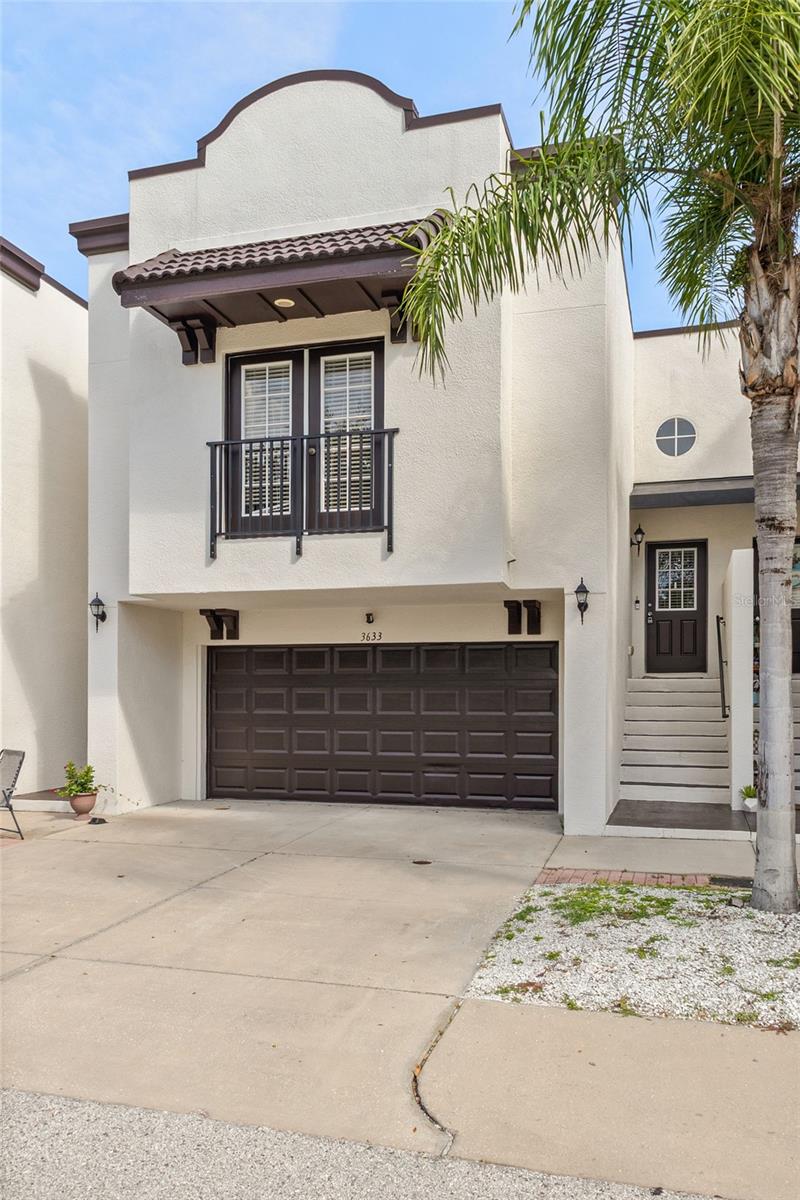 3633 Bay Heights Way, FL
