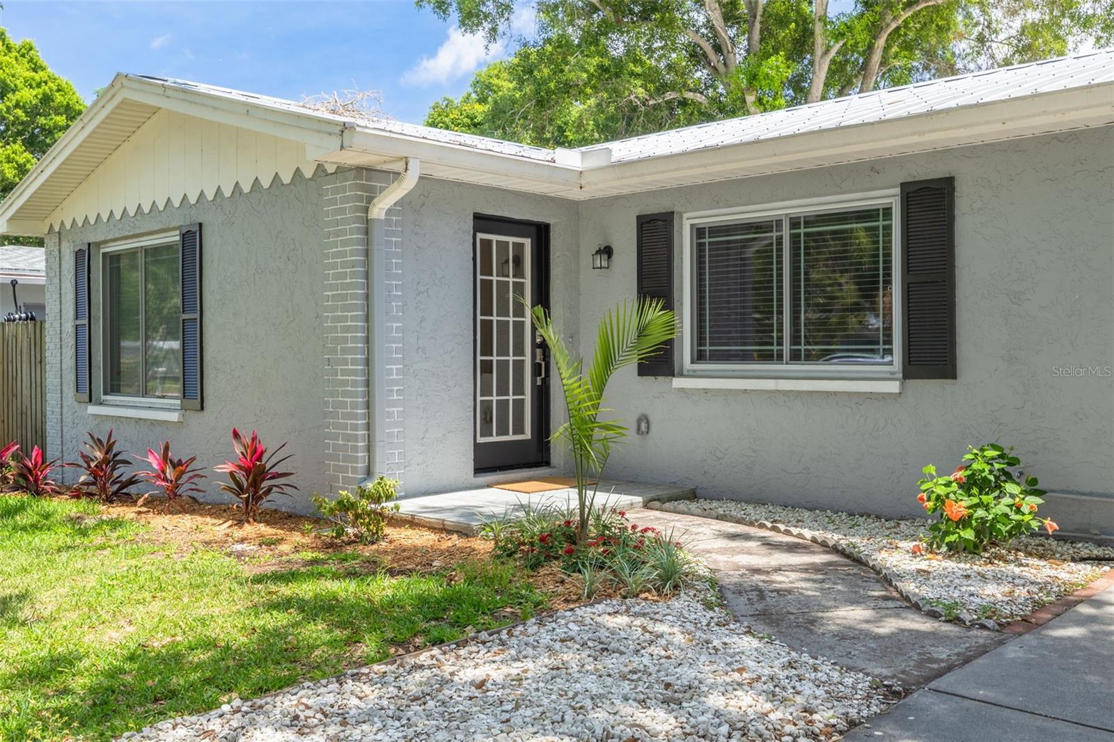 1819 West Drive, FL